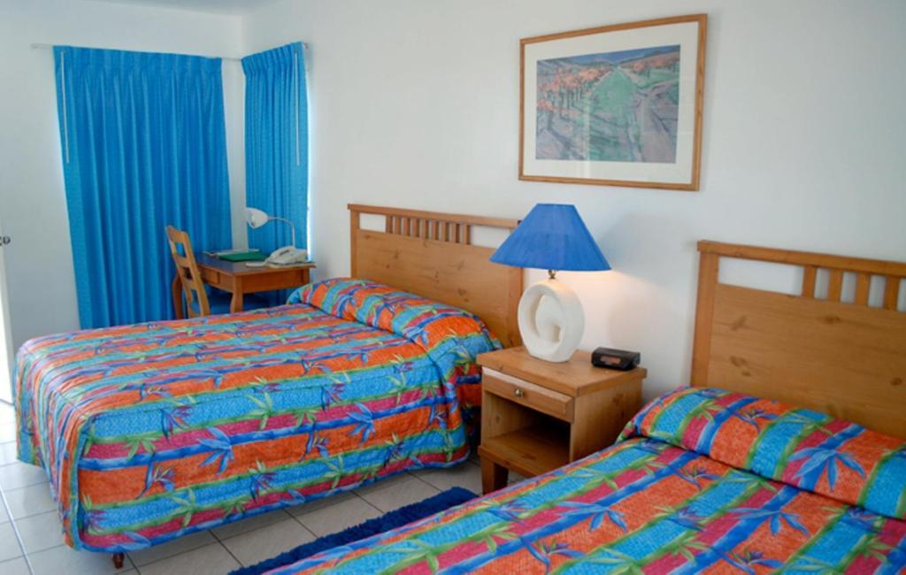 Anchorage Inn Dickenson Bay Exteriér fotografie